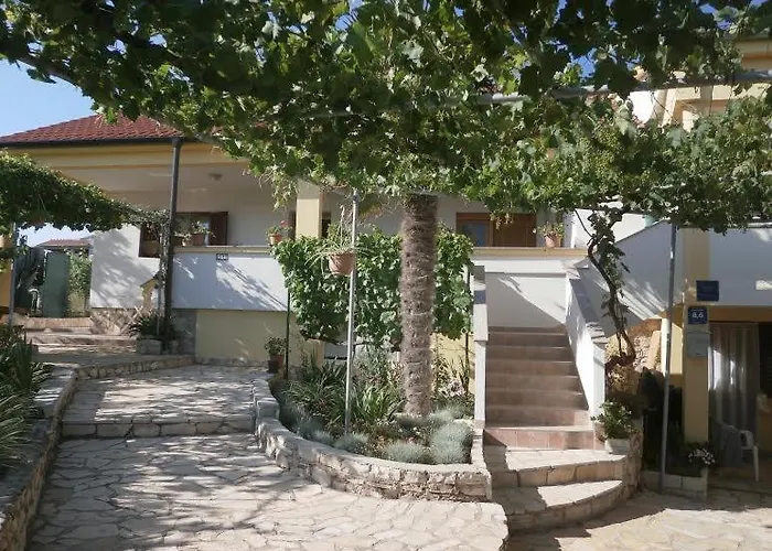 In With Terrace, Air Conditioning, Wi-fi