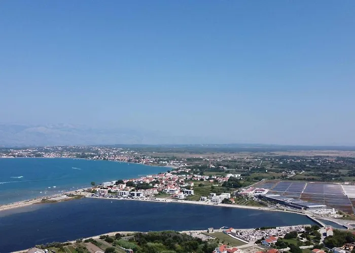 Lägenhet In With Terrace, Air Conditioning, Wi-fi